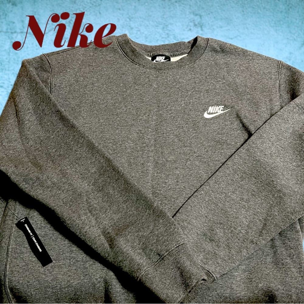 NWT GRAY SWEATSHIRT T5
